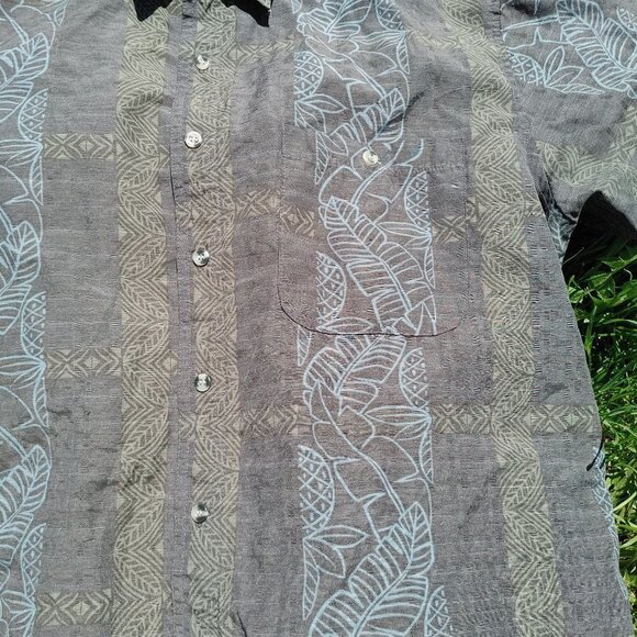 FUN Tropical Camo Print Button Down Short Sleeve Blouse Men's Large - Picture 4 of 5